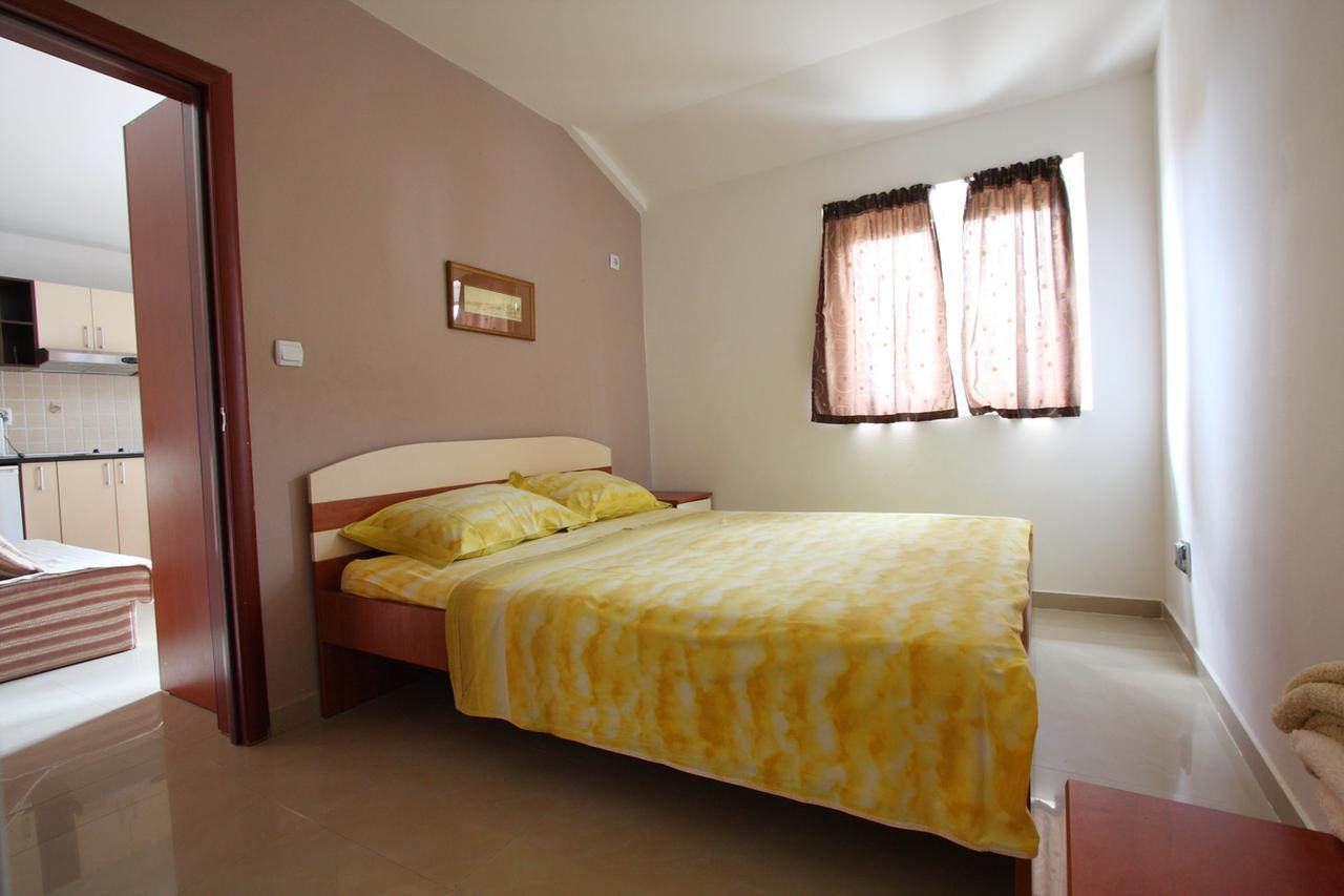 Apartmani Irena Petrovac Exteriér fotografie